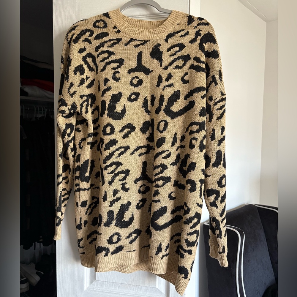 Leopard Print Sweater dress- Black and Tan
